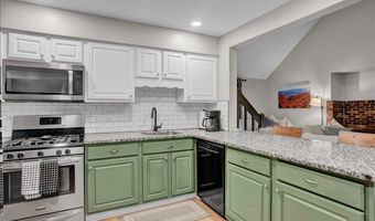 5266 Beechwood Rd, Blakeslee, PA 18610