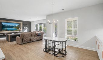 669 Fairway Dr, Acworth, GA 30101