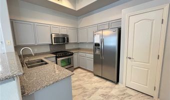 2305 W Horizon Ridge Pkwy 2121, Henderson, NV 89052
