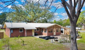 23 Apalachee St, Apalachicola, FL 32320