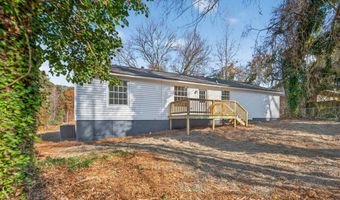545 Roberts Rd, Athens, GA 30606