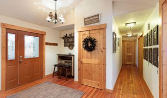 404 SNAKE RIVER Dr, Alpine, WY 83128