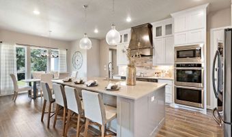 304 Oak Meadow Ln Plan: The Aylin, Weatherford, TX 76085