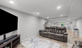 210 Meadow Run Ext, Asheville, NC 28806