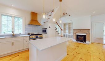 382 Hewitt Rd, Bristol, VT 05443