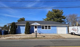 120 Admiral Ave, Beachwood, NJ 08722