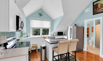 4 Hidden Lake Ct, Bluffton, SC 29910
