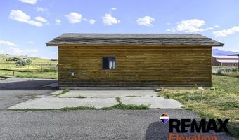 778 Southfork Rd, Cody, WY 82414