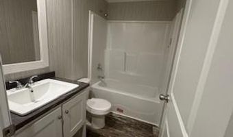 46 Quarry Hill Ests 46, Akron, NY 14001