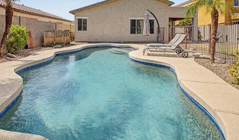 896 E LA COSTA Pl, Chandler, AZ 85249