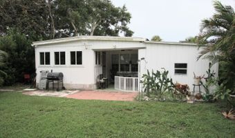 1082 PARKWAY Ln, Barefoot Bay, FL 32976