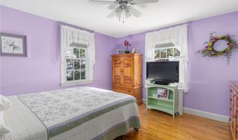 115 Bryant Rd, Cranston, RI 02852