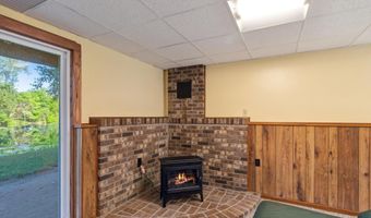 4888 W Jackson, Alma, MI 48801