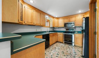 16 Lake St, Burlington, CT 06013