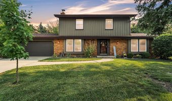 3552 W Southwood Dr, Franklin, WI 53132