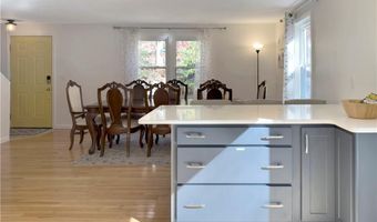 89 Narrow Ln, Charlestown, RI 02813