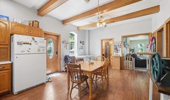 922 3rd Ave, Ackley, IA 50601