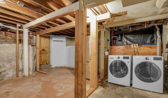 6511 SE NEEDHAM St A, Milwaukie, OR 97222