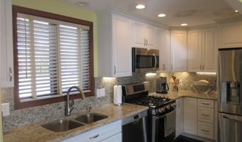 160 Col John Gardner Rd, Narragansett, RI 02882