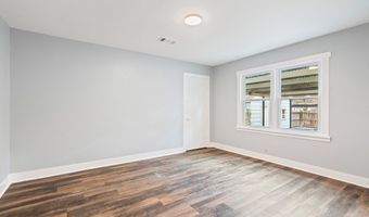 210 West St, Batesville, MS 38606