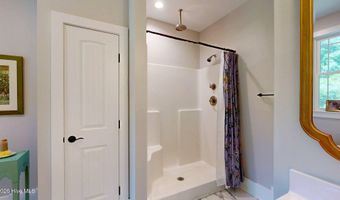 708 N Sunset St, Atkinson, NC 28421