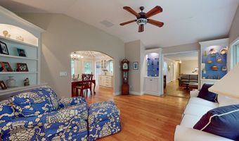 45 N Nabby Rd, Danbury, CT 06811