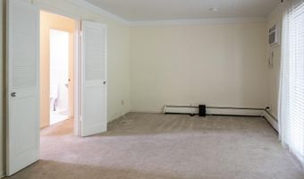 1245 Island Dr 102, Ann Arbor, MI 48105