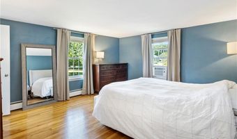 111 Juniper Dr, North Kingstown, RI 02852