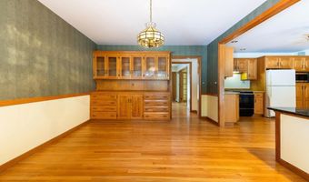 60 Boulder Dr, Auburn, ME 04210