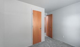 902 Mechanic St, Angola, IN 46703