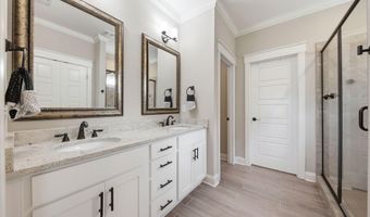 530 Legacy Lakes Way, Aberdeen, NC 28315