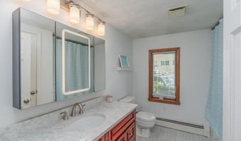 76 Midvale Ave, Cranston, RI 02920