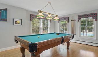72 McAllister Rd, Bedford, NH 03110