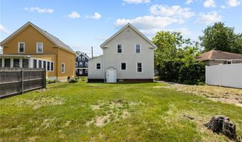 62 Fenner Ave, East Providence, RI 02915