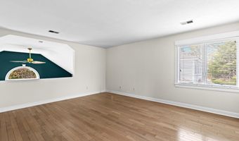 2 Beach Plum Lane U E, Bourne, MA 02532