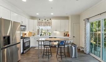 5058 Lake Circle Rd, Fallbrook, CA 92028