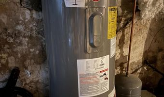 159 Waldo Ave, Belfast, ME 04915