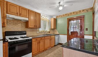 804 Woodworth Ave, Alma, MI 48801