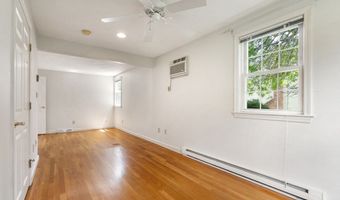 129 Plymouth Rd, Bellingham, MA 02019