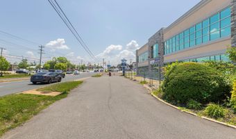 7409 LITTLE RIVER Tpke, Annandale, VA 22003