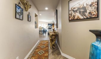 6145 E CAVE CREEK Rd 103, Cave Creek, AZ 85331