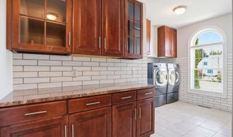 17 N CHADWICK Dr, Dover, DE 19901