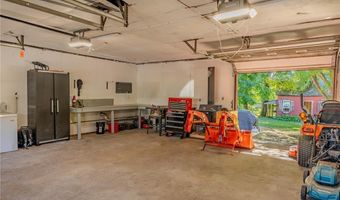 726 Washington St, Coventry, RI 02816