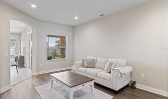117 WALKERS POINT Dr, Auburndale, FL 33823