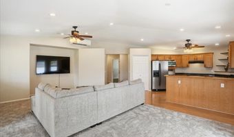 77 Kealohilani St, Kahului, HI 96732