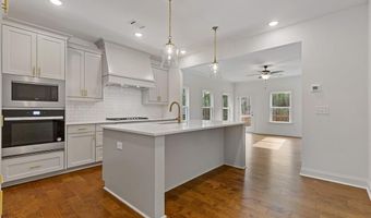 311 Summerville Ln, Athens, GA 30606