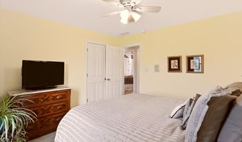 1555 Connemara Rd, Indianapolis, IN 46217