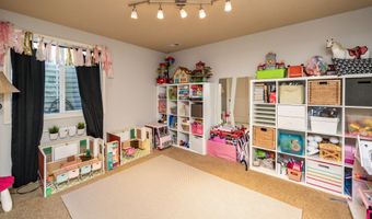 4608 NE Wanda Dr, Ankeny, IA 50021