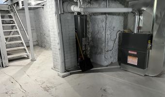 823 N Clinton St, Albion, MI 49224