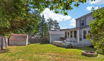 61 Sunny Hollow Pl, Bangor, ME 04401